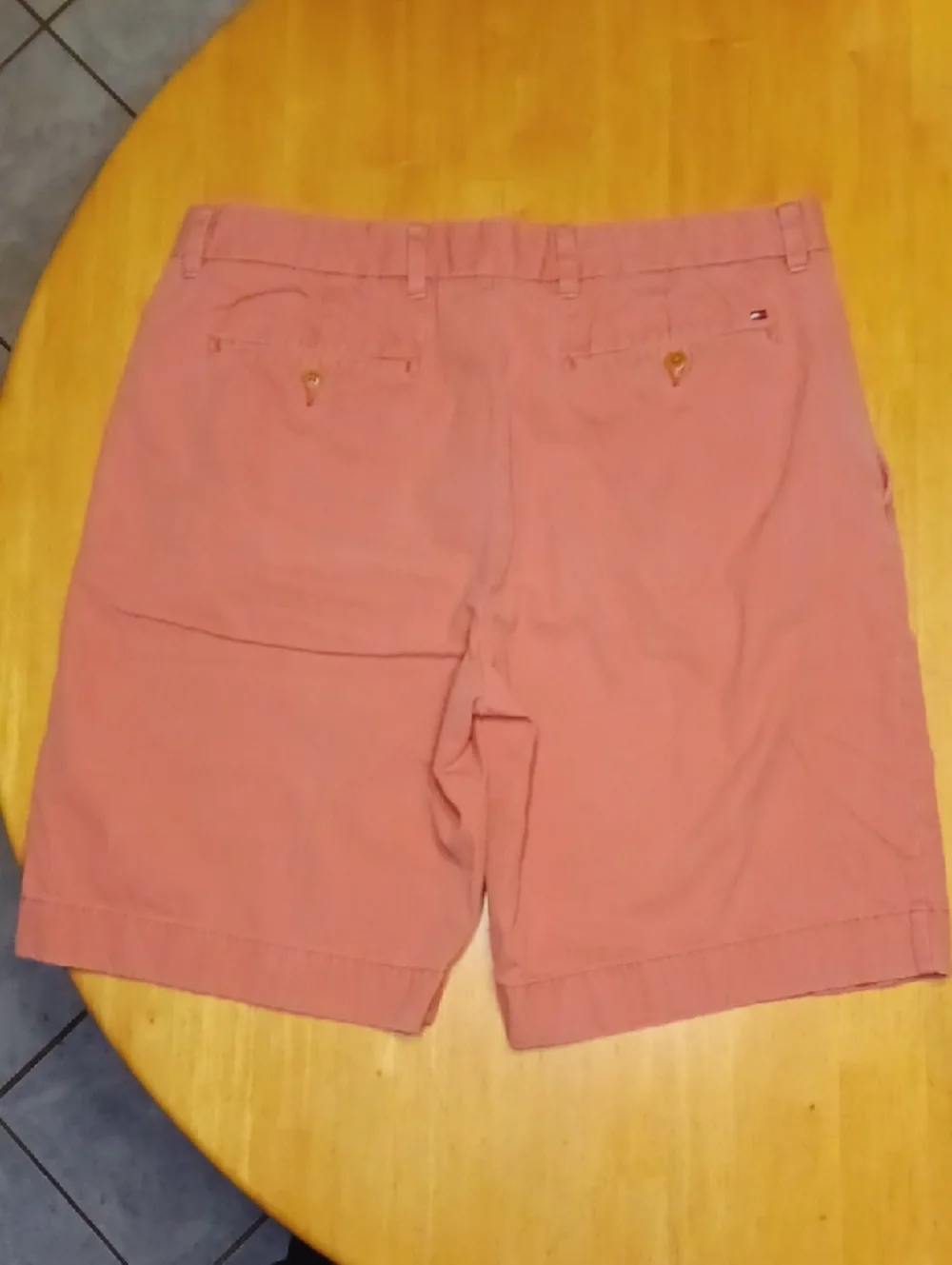 Tommy Hilfiger Men's Coral Pink Flat Front Chino Shorts Size 34